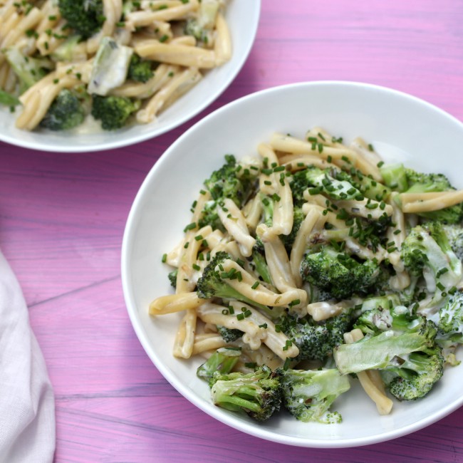 Creamy Simple One Pot Pasta With Broccoli - Spice Chronicles