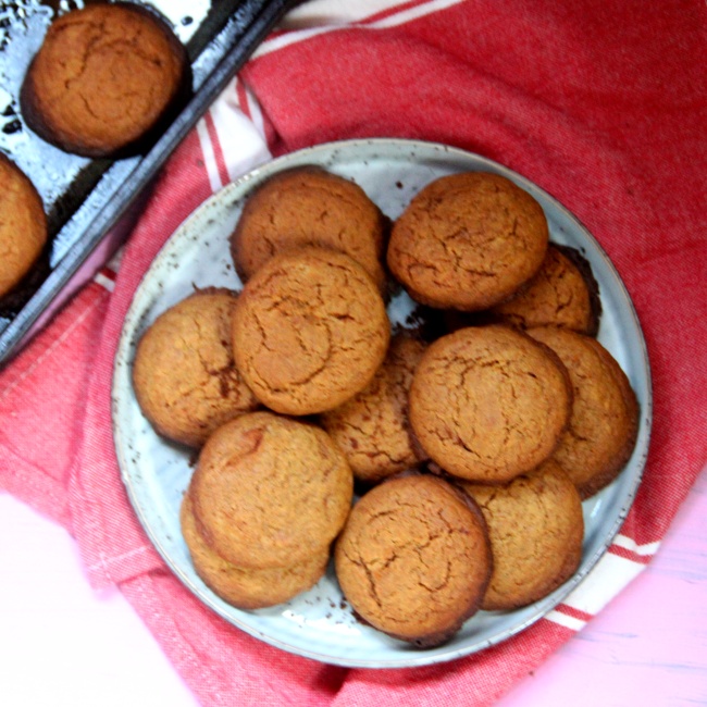 Ultimate Ginger Molasses Cookies